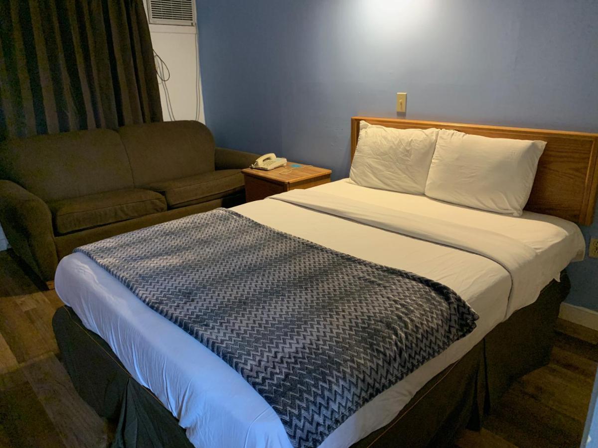 Swiss Sunset Inn Penticton Eksteriør bilde